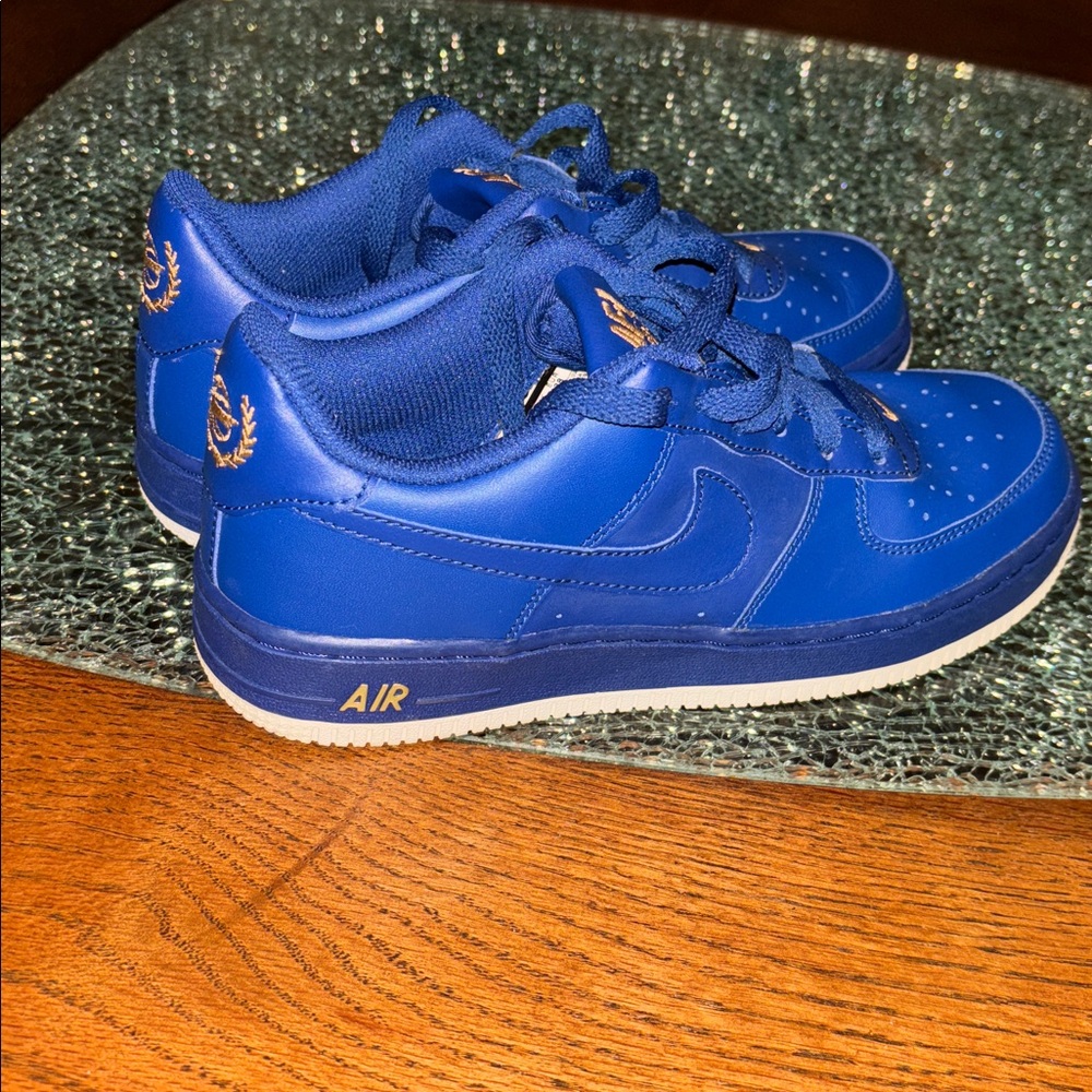 Nike Air Force One - Picture 5 of 9
